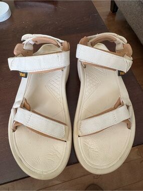 TEVA Sandals - Women Size US8